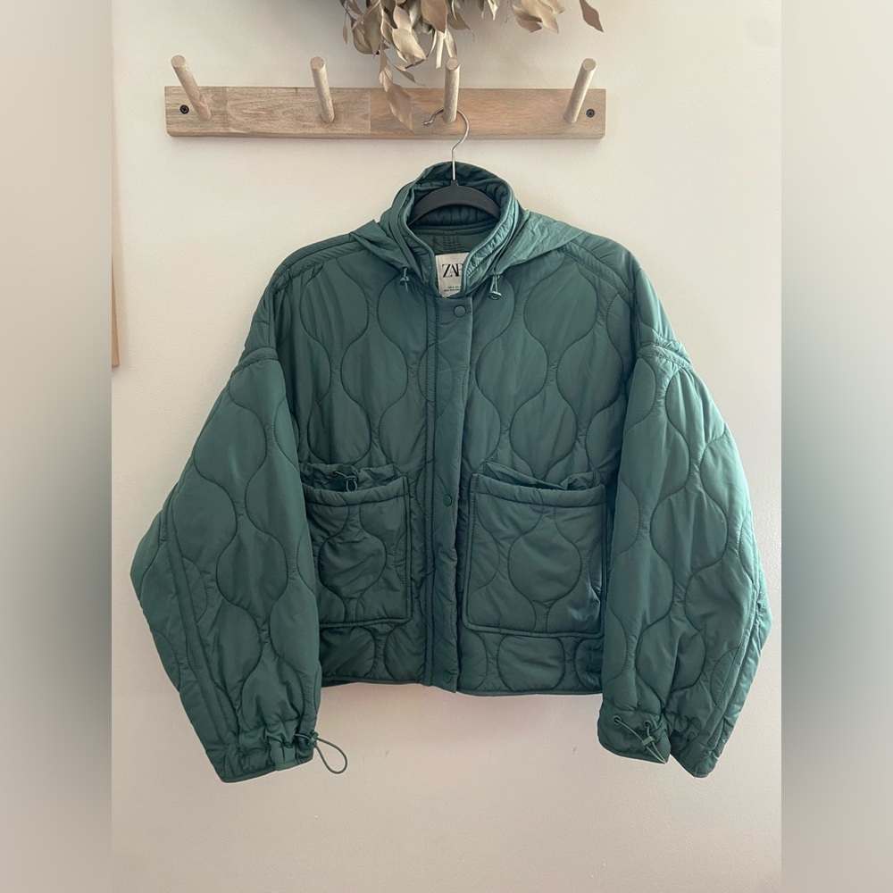 Zara Green Oversized Boxy Puffer Jacket Lightweight - Size Medium